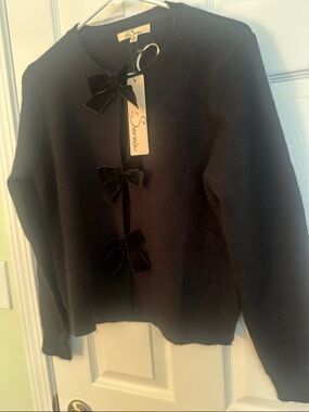 La Sorelle Black Velvet-Bow Cardigan Sweater